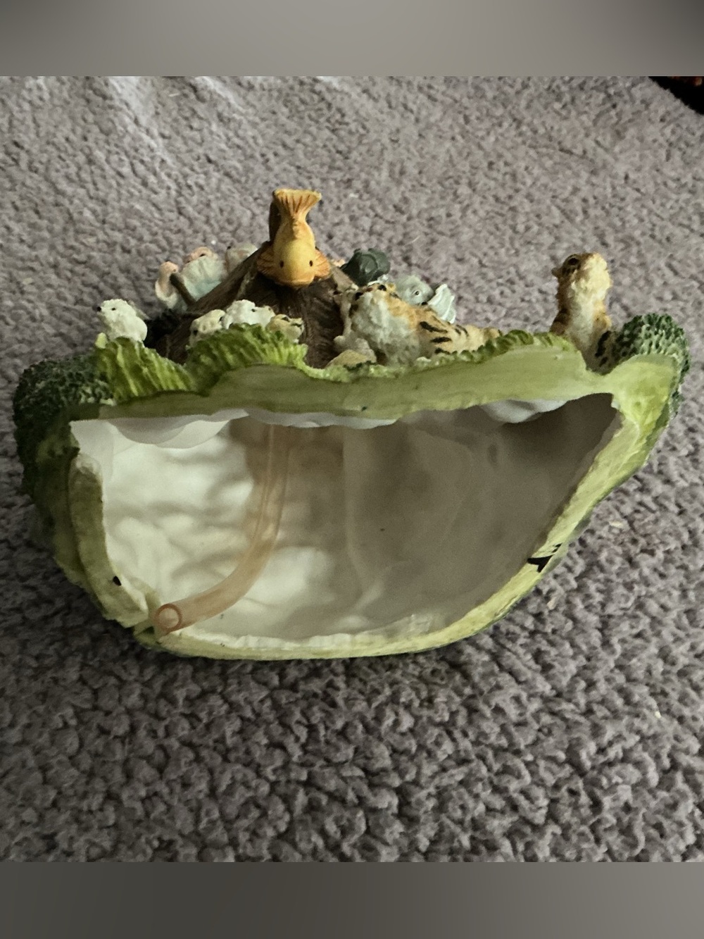 Noah's Ark Resin Decorative Trinket - Picture 3 of 3